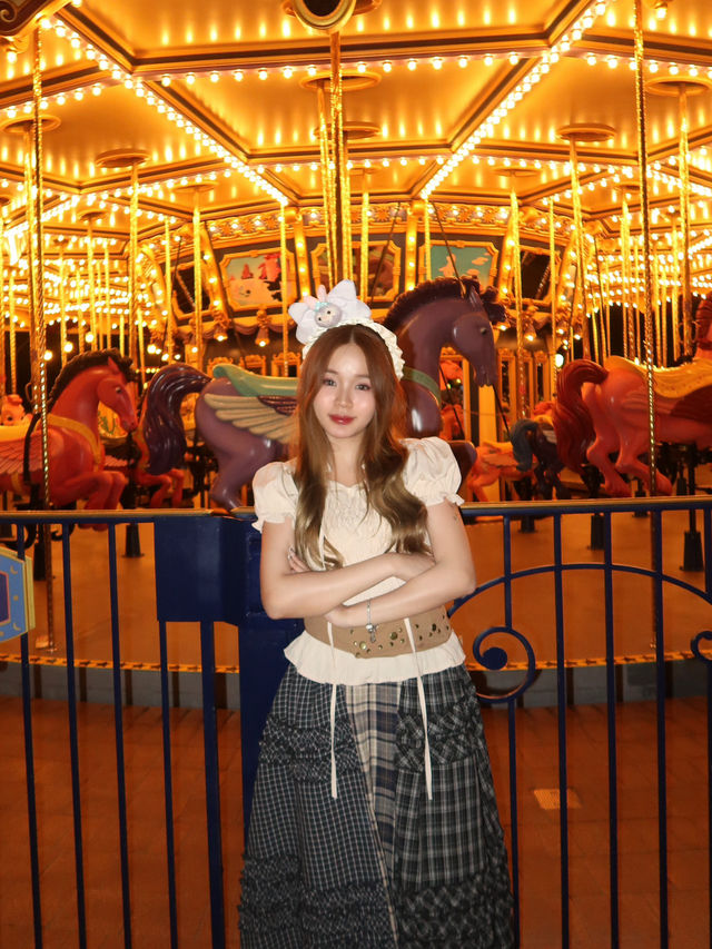 SHANGHAI DISNEYLAND 