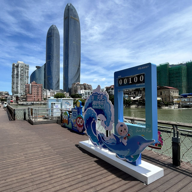 🎣 Shapowei Unfiltered: Where Xiamen's Fishing Boats Dock Next to Hipster Cafes!