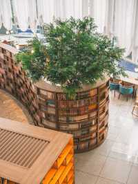 今年5/17に天王洲アイルにオープンしたThe Library Lounge