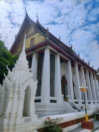วัดอินทารามวรวิหาร วัดสำคัญในสมัยธนบุรี