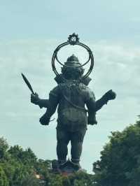อุทยานพระพิฆเนศ  องค์ยืน