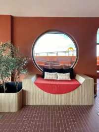 Blu Monkey Hub & Hotel Bangsaen โรมแรมสวยบางแสน