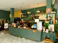 แมคเลย ร้านกาแฟ และศูนย์แปรรูปแมคคาเดเมีย