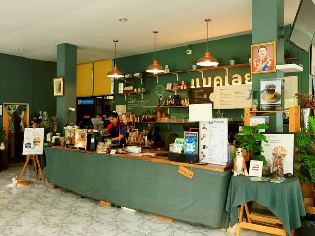 แมคเลย ร้านกาแฟ และศูนย์แปรรูปแมคคาเดเมีย