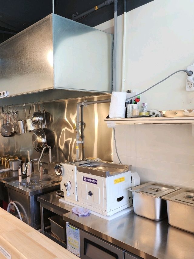 【ソウル🇰🇷弘大】メニューは1つで勝負！なラーメン屋さん