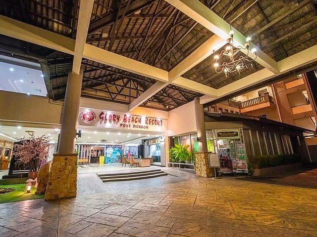 “Glory Beach Resort – Family-Friendly Seafront Stay with Rough Edges”