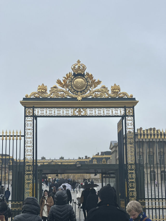 Versailles: Where Gold Leaf Hides Blood-Red Secrets