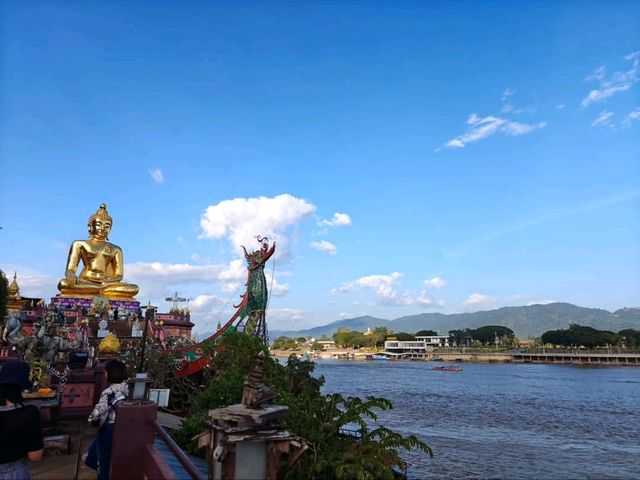 Three Countries, One Spot. Golden Triangle is Kinda Wild