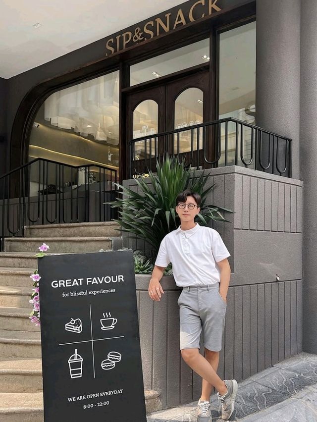 Sip & Snack Coffee