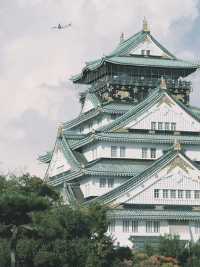 Osaka Castle – ปราสาทกลางสวน