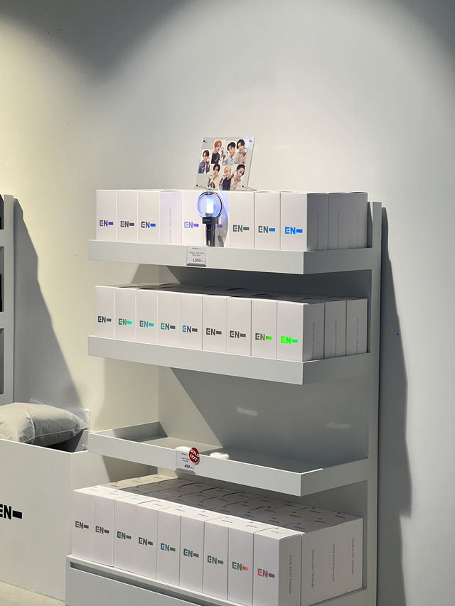 🎉✨ ENHYPEN Pop-up Store ที่สยามดิส