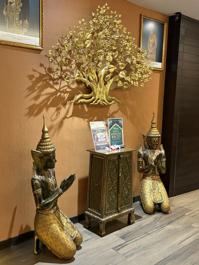 Relaxing Thai Oil Massage at Healthland Signature