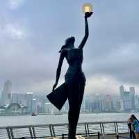 圧巻の夜景に息を呑む！世界屈指のウォーターフロント「ヴィクトリア・ハーバー」🇭🇰