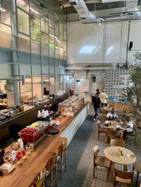 Dubai’s Most Unique Café: Farm-to-Table & Telework at The Growhouse