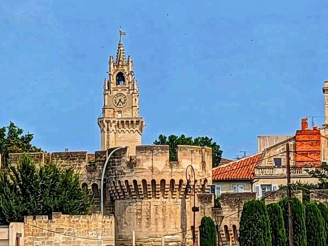 Ramparts of Avignon – Guardians of a Medieval City 🛡️