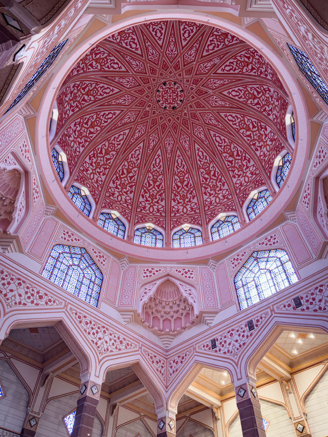 말레이시아 푸트라자야 여행: 분홍빛 돔의 푸트라 모스크 🕌