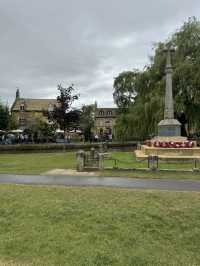 英國最美麗童話村莊嘅小人國