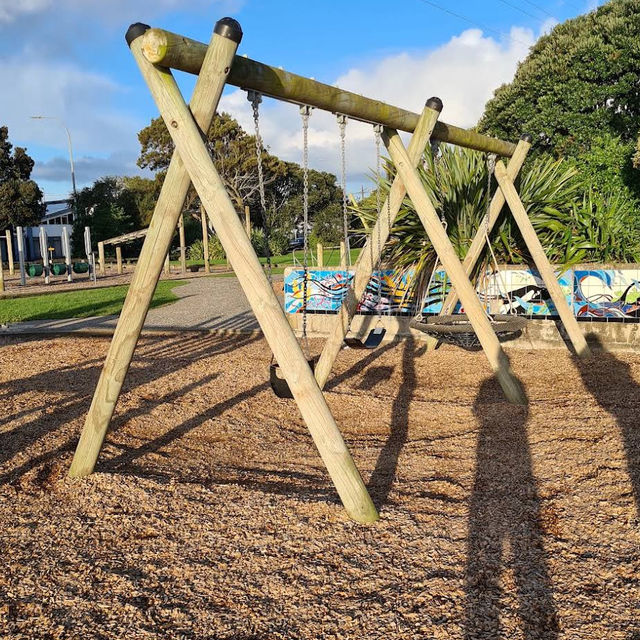 Onehunga Bay Reserve – Lagoon, Beach & Recreation by the Harbour