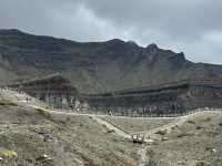 登上阿蘇火山口,直面大地深處的力量與震撼