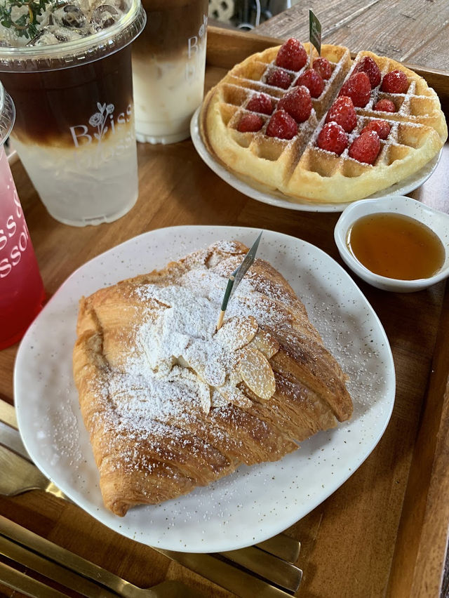 🥙 Bliss & Blossom Lampang