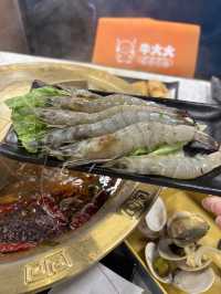 「牛」到爆表！🔥 荔枝角驚現全港渞傢不趕客「無限時」火鍋放題