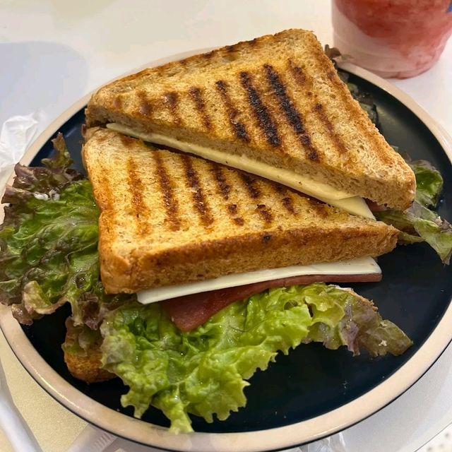 good food and coffee