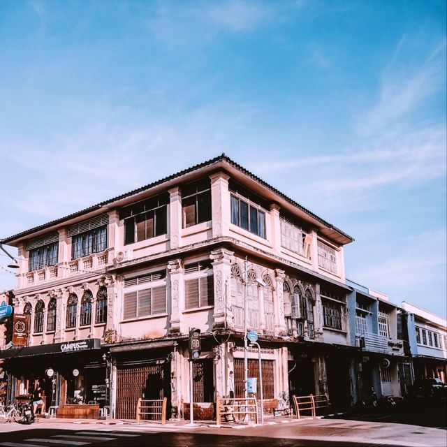 ตึกโบราณสถาปัตยกรรมแบบชิโน-ยูโรเปียน ตึกโบราณสถาปัตยกรรมแบบชิโน-ยูโรเปียน