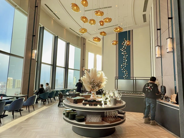 Luxury Morning at the New Club Lounge — Sapporo Prince Hotel