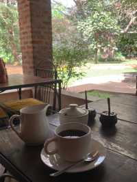 Breakfast at Barefoot Lodge and safaris 🇲🇼