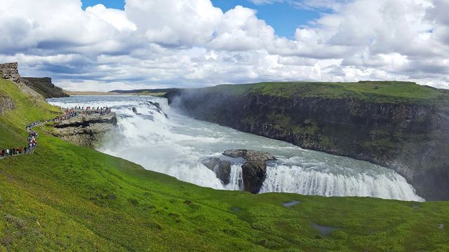 A Breathtaking Escape to Iceland