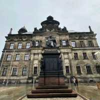 Dresden Delights: Where History Reigns