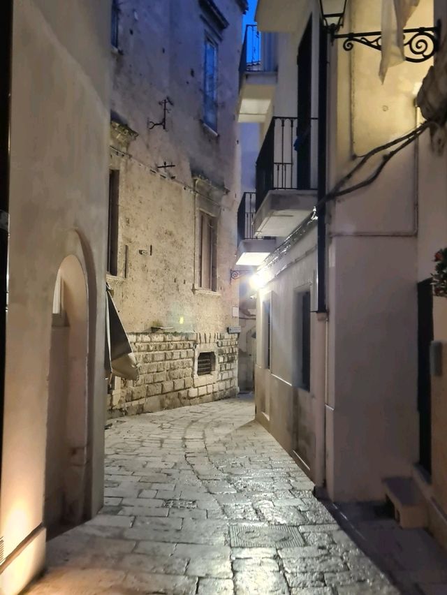 Timeless Charm of Old Bari, Italy 🇮🇹