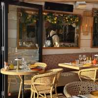 Welcoming Italian restaurant in the south of France!