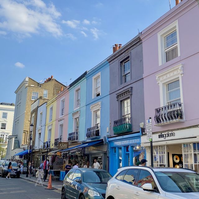 Wheels in West London: Biking Notting Hill’s Highlights