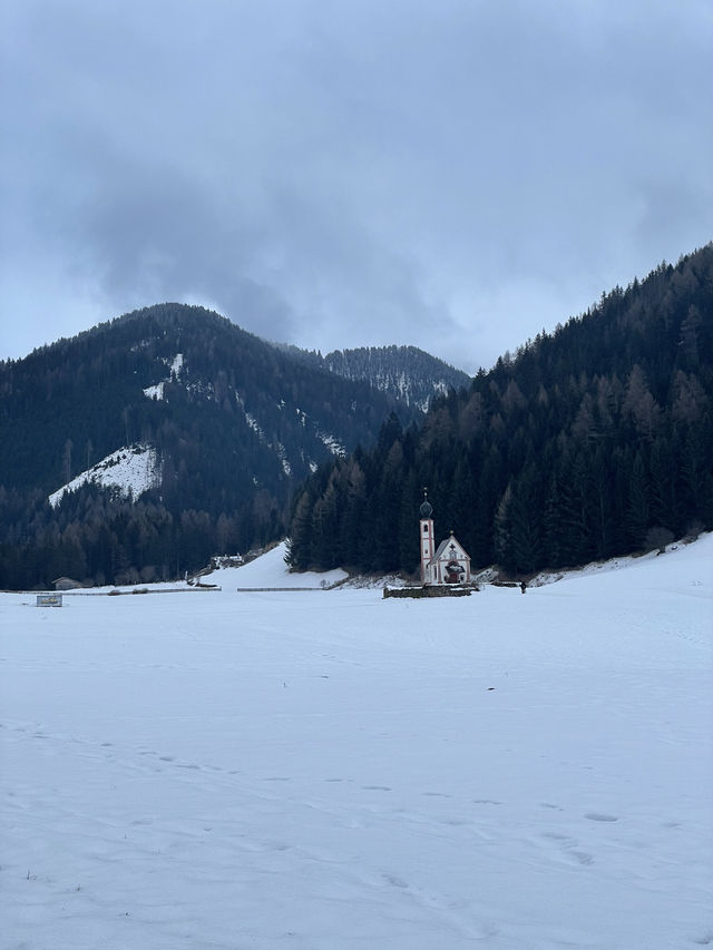 Val di Funes One-Day Itinerary - Visit the lonely isolated church