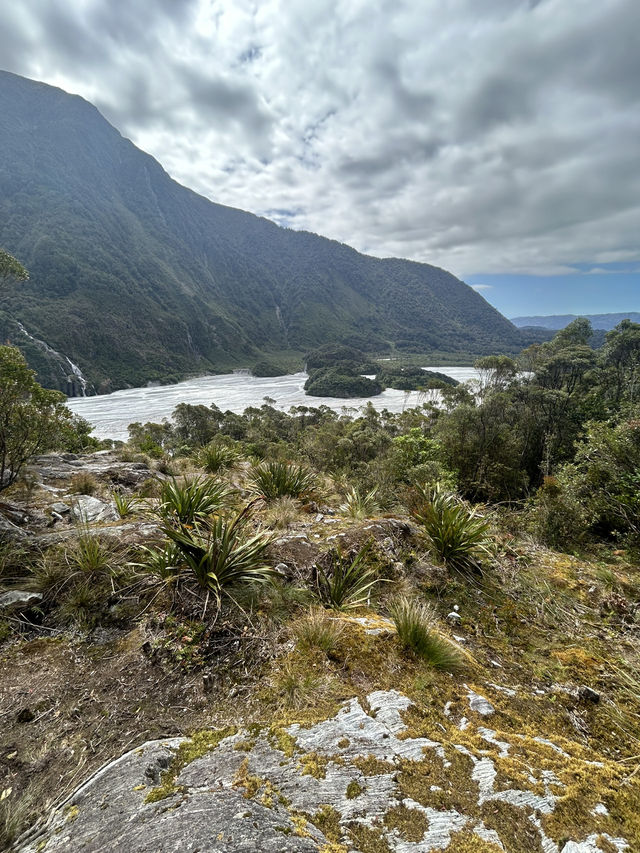 🥾❄️ Hike to Franz Josef Glacier: A Breathtaking Alpine Adventure