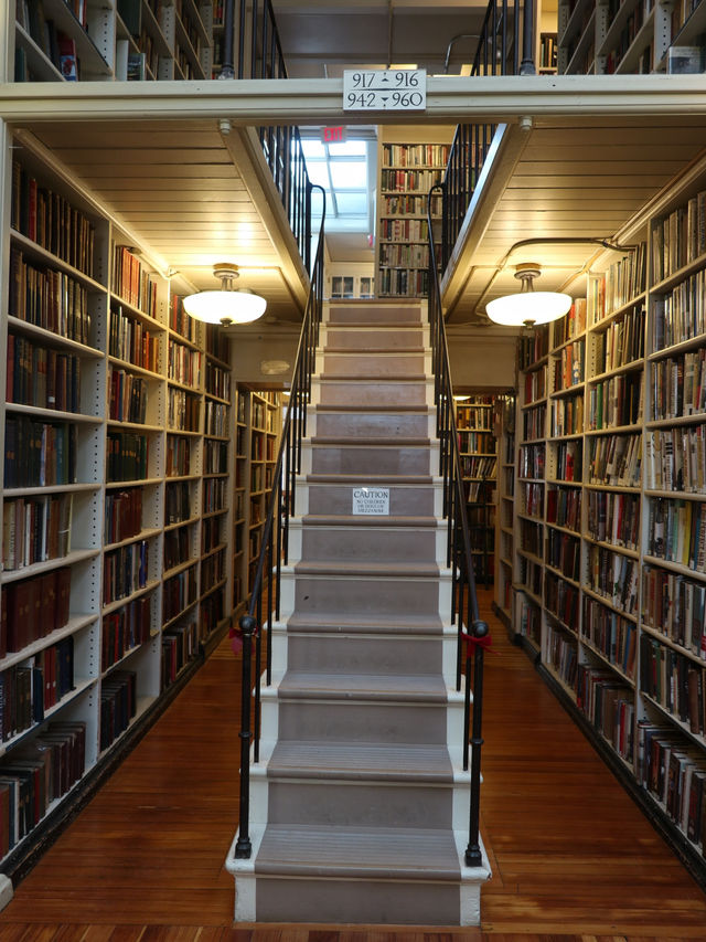 A library of history 