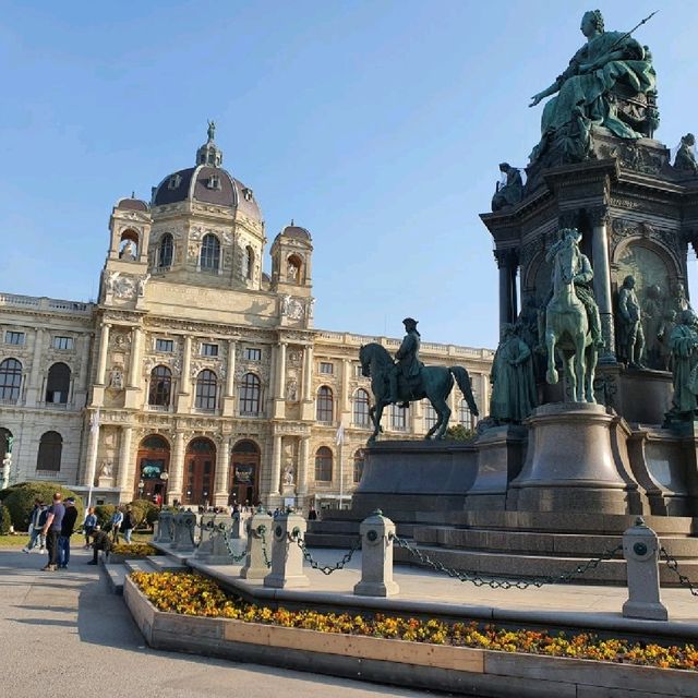 The 24-Hour Challenge: My Perfect Day in Vienna