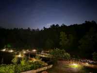 Stunning views - prime location!