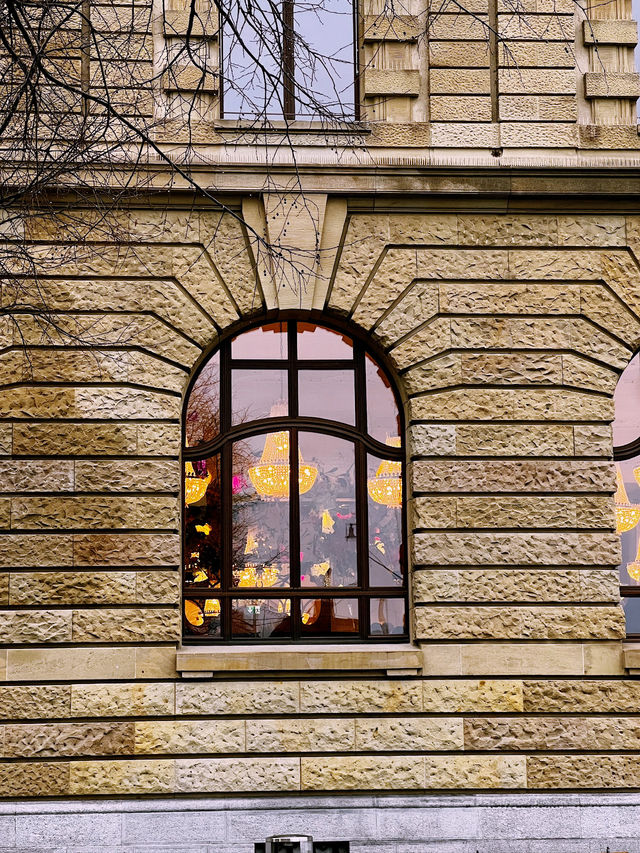 Timeless Elegance at Les Trois Rois 🇨🇭