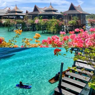 Kapalai Dream Water House in Semporna, it feels like you are in the sky