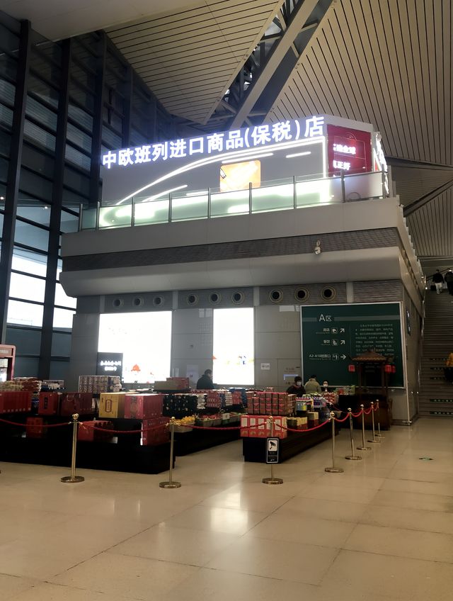 太原南站有感