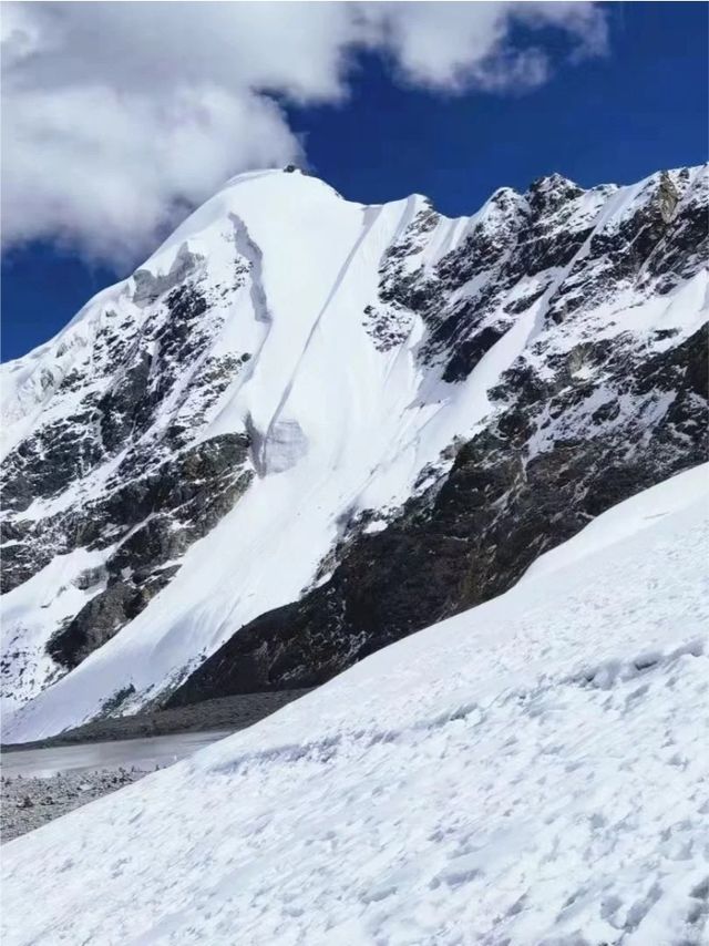 還沒有太多人知道他｜瓊木崗日的冰川與湖泊