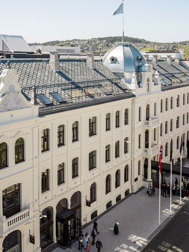 🏨✨ Trondheim's Top Stay: Britannia Hotel Highlights 🌟