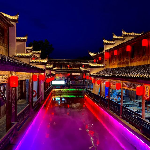 铜陵簡稱“銅”，別名銅都，因銅得名，以銅而興