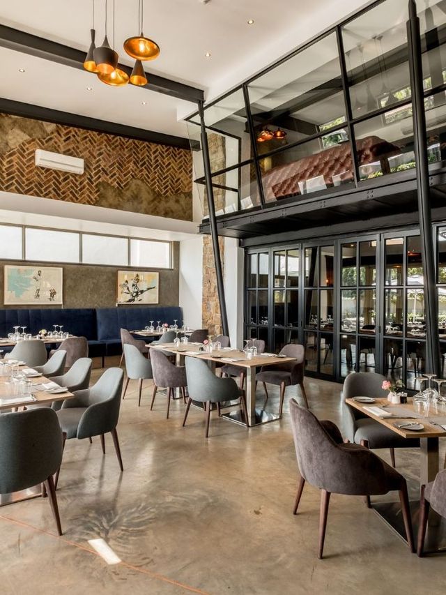 🌟 Sandton's Serene Stay: Seven Villa Hotel & Spa ✨