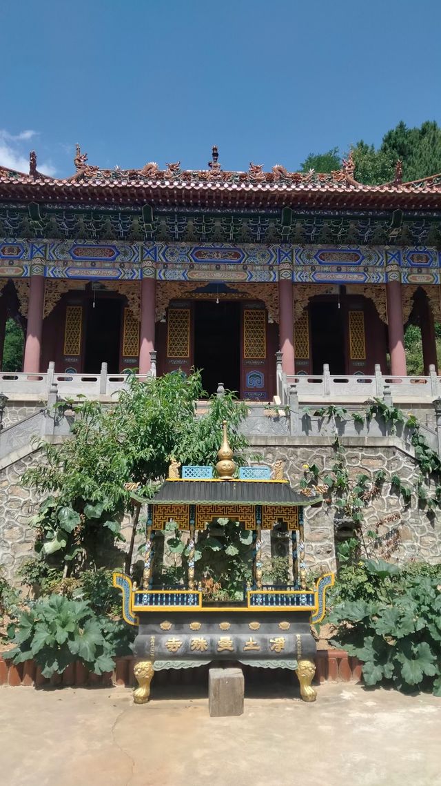 人間淨土-天水曼殊寺