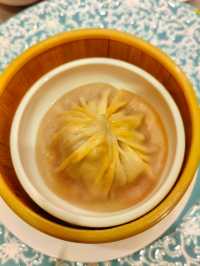 秋風起，蟹腳癢。吃蟹的季節，品味不一樣的蟹宴。哈爾濱香格里拉大酒店，把螃蟹做出了讓我驚艷的感覺。