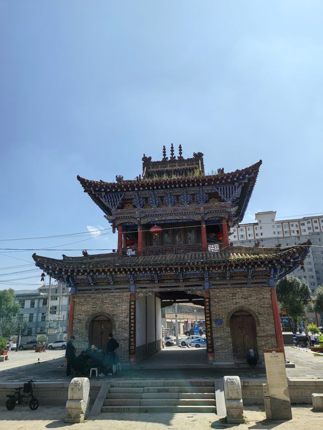 丹噶爾古城。