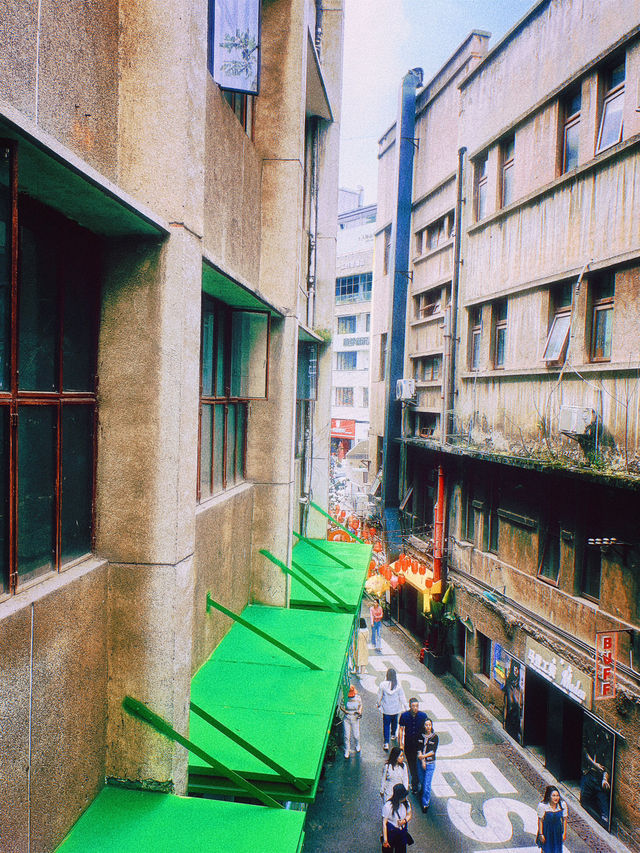 重慶景點｜拖著自己到山城隱居，你卻在終點等我——電影《從你的全世界路過》取景地